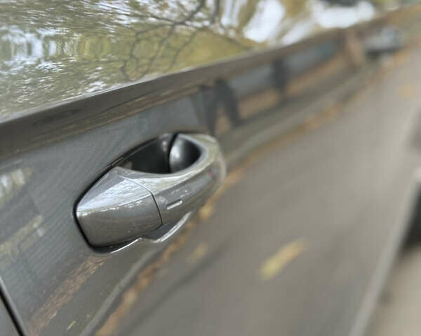 Коричневий Фольксваген Туарег, об'ємом двигуна 3 л та пробігом 100 тис. км за 48000 $, фото 13 на Automoto.ua