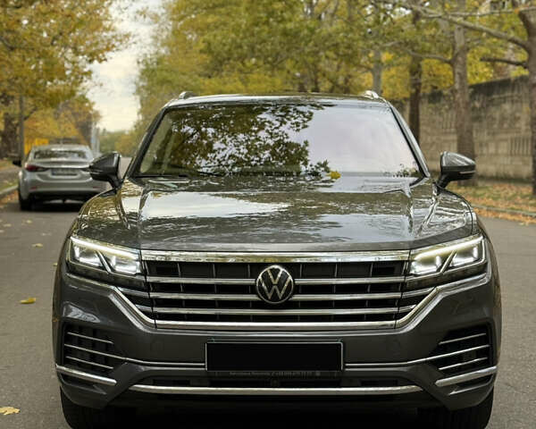 Коричневий Фольксваген Туарег, об'ємом двигуна 3 л та пробігом 100 тис. км за 48000 $, фото 29 на Automoto.ua