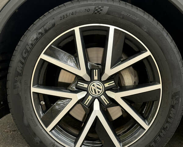 Коричневий Фольксваген Туарег, об'ємом двигуна 3 л та пробігом 100 тис. км за 48000 $, фото 3 на Automoto.ua