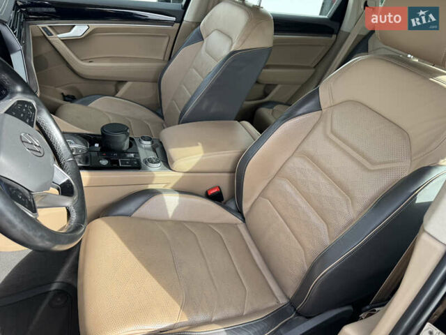 Коричневий Фольксваген Туарег, об'ємом двигуна 2.99 л та пробігом 110 тис. км за 47500 $, фото 12 на Automoto.ua