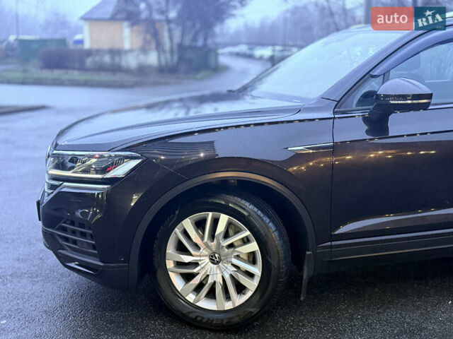 Коричневый Фольксваген Туарег, объемом двигателя 3 л и пробегом 78 тыс. км за 48000 $, фото 2 на Automoto.ua