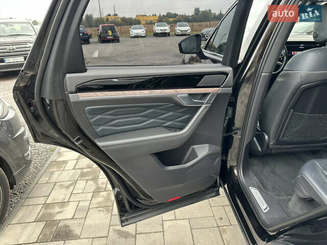 Коричневий Фольксваген Туарег, об'ємом двигуна 3 л та пробігом 106 тис. км за 55888 $, фото 19 на Automoto.ua