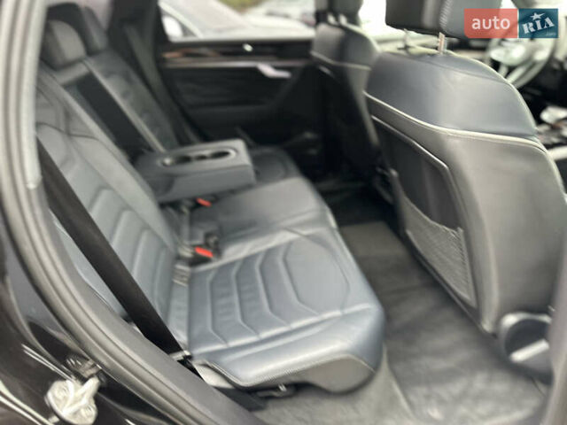 Коричневий Фольксваген Туарег, об'ємом двигуна 3 л та пробігом 106 тис. км за 55888 $, фото 12 на Automoto.ua