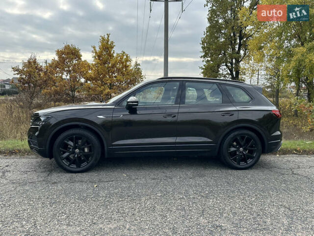 Коричневый Фольксваген Туарег, объемом двигателя 2.97 л и пробегом 255 тыс. км за 45900 $, фото 4 на Automoto.ua