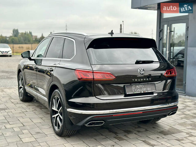 Коричневий Фольксваген Туарег, об'ємом двигуна 3 л та пробігом 106 тис. км за 55888 $, фото 8 на Automoto.ua
