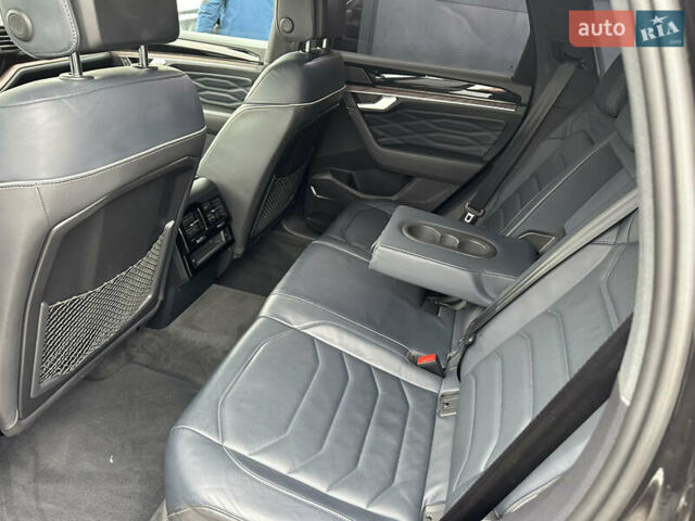 Коричневий Фольксваген Туарег, об'ємом двигуна 3 л та пробігом 106 тис. км за 55888 $, фото 20 на Automoto.ua