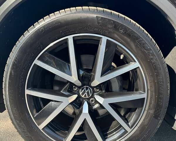 Коричневий Фольксваген Туарег, об'ємом двигуна 2.97 л та пробігом 104 тис. км за 55500 $, фото 57 на Automoto.ua