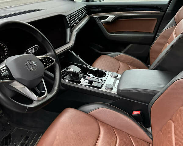 Коричневий Фольксваген Туарег, об'ємом двигуна 2.97 л та пробігом 60 тис. км за 60000 $, фото 6 на Automoto.ua