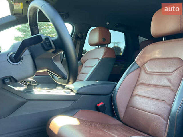 Коричневый Фольксваген Туарег, объемом двигателя 3 л и пробегом 47 тыс. км за 60999 $, фото 8 на Automoto.ua