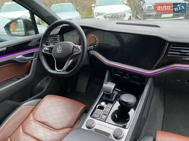 Коричневий Фольксваген Туарег, об'ємом двигуна 2.99 л та пробігом 48 тис. км за 69000 $, фото 11 на Automoto.ua