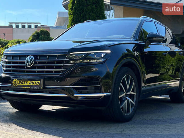 Коричневый Фольксваген Туарег, объемом двигателя 3 л и пробегом 47 тыс. км за 60999 $, фото 2 на Automoto.ua