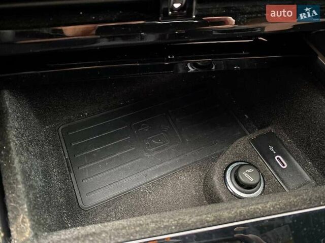 Коричневий Фольксваген Туарег, об'ємом двигуна 2.99 л та пробігом 48 тис. км за 69000 $, фото 21 на Automoto.ua