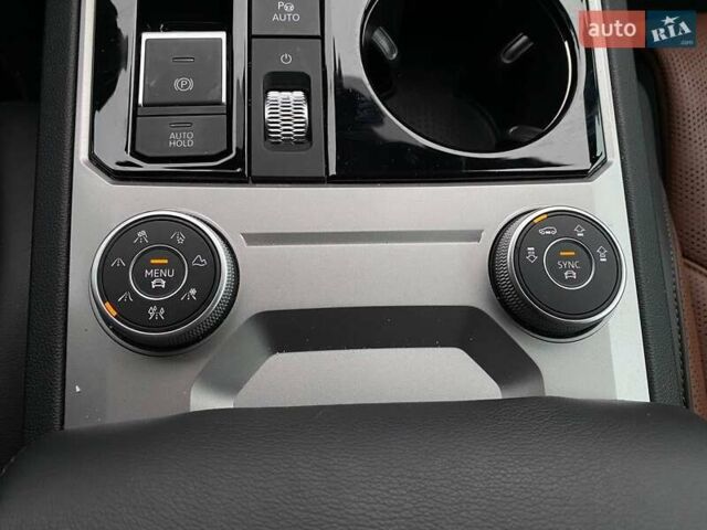 Коричневий Фольксваген Туарег, об'ємом двигуна 2.99 л та пробігом 48 тис. км за 69000 $, фото 20 на Automoto.ua