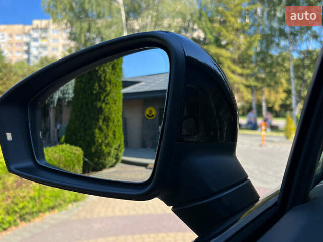 Коричневый Фольксваген Туарег, объемом двигателя 3 л и пробегом 47 тыс. км за 60999 $, фото 24 на Automoto.ua