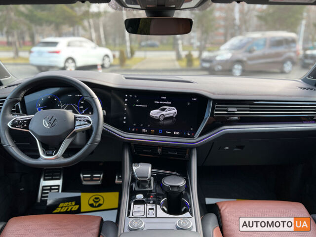 Коричневый Фольксваген Туарег, объемом двигателя 3 л и пробегом 10 тыс. км за 83600 $, фото 19 на Automoto.ua