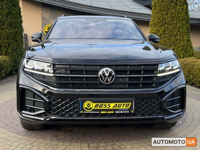 Коричневый Фольксваген Туарег, объемом двигателя 3 л и пробегом 10 тыс. км за 83600 $, фото 1 на Automoto.ua