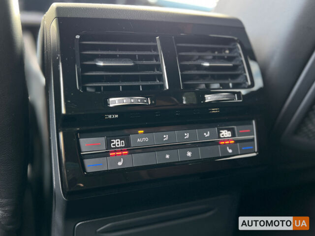 Коричневый Фольксваген Туарег, объемом двигателя 3 л и пробегом 10 тыс. км за 83600 $, фото 18 на Automoto.ua