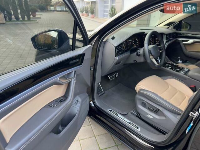 Коричневый Фольксваген Туарег, объемом двигателя 2.97 л и пробегом 76 тыс. км за 75077 $, фото 17 на Automoto.ua