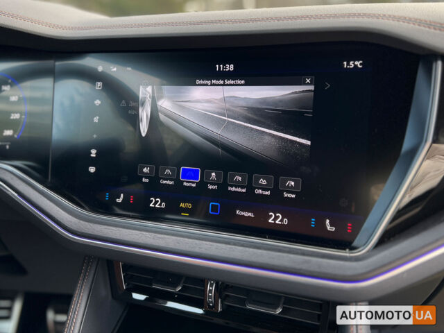 Коричневый Фольксваген Туарег, объемом двигателя 3 л и пробегом 10 тыс. км за 83600 $, фото 15 на Automoto.ua