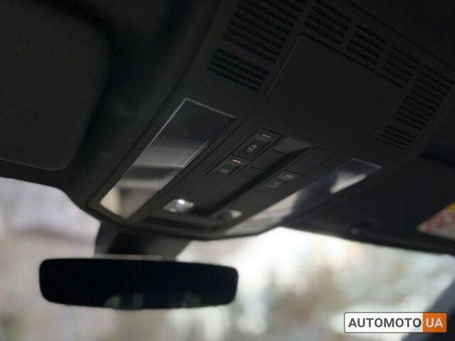 Коричневый Фольксваген Туарег, объемом двигателя 3 л и пробегом 10 тыс. км за 83600 $, фото 29 на Automoto.ua