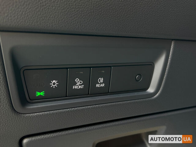 Коричневый Фольксваген Туарег, объемом двигателя 3 л и пробегом 10 тыс. км за 83600 $, фото 26 на Automoto.ua