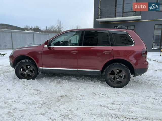Красный Фольксваген Туарег, объемом двигателя 2.5 л и пробегом 252 тыс. км за 3600 $, фото 8 на Automoto.ua