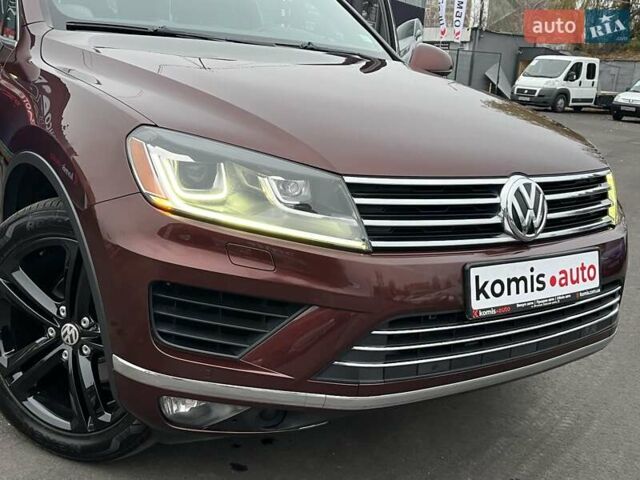 Красный Фольксваген Туарег, объемом двигателя 3.6 л и пробегом 189 тыс. км за 22649 $, фото 4 на Automoto.ua