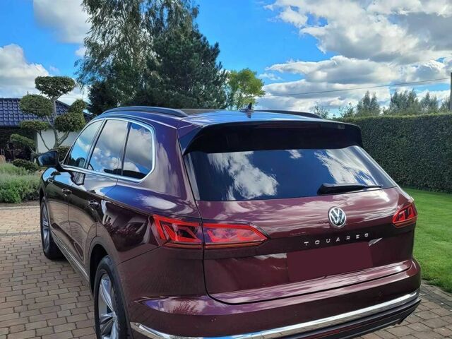 Красный Фольксваген Туарег, объемом двигателя 3 л и пробегом 40 тыс. км за 7800 $, фото 3 на Automoto.ua