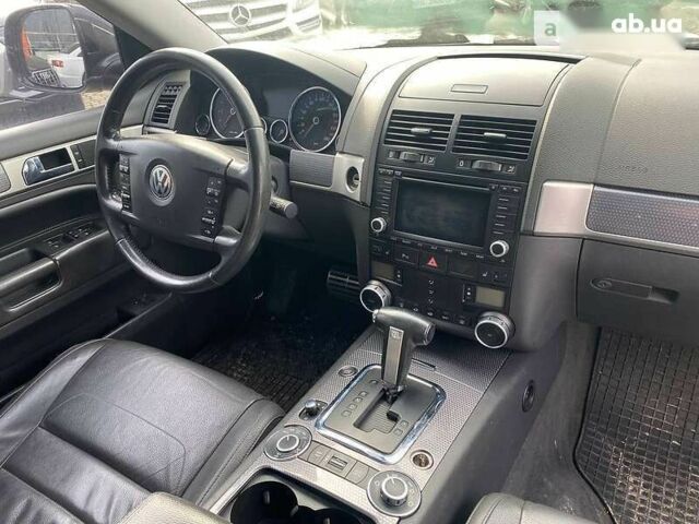 Фольксваген Туарег, объемом двигателя 5 л и пробегом 282 тыс. км за 10000 $, фото 8 на Automoto.ua