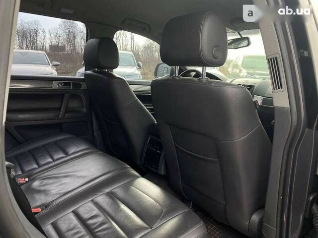 Фольксваген Туарег, объемом двигателя 5 л и пробегом 282 тыс. км за 10000 $, фото 27 на Automoto.ua