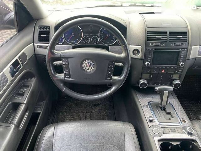 Фольксваген Туарег, объемом двигателя 5 л и пробегом 282 тыс. км за 10000 $, фото 12 на Automoto.ua