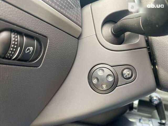 Фольксваген Туарег, объемом двигателя 5 л и пробегом 282 тыс. км за 10000 $, фото 18 на Automoto.ua