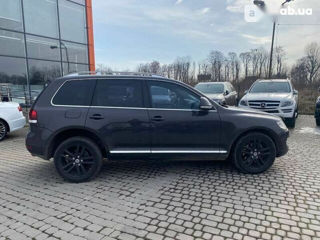 Фольксваген Туарег, объемом двигателя 5 л и пробегом 282 тыс. км за 10000 $, фото 7 на Automoto.ua