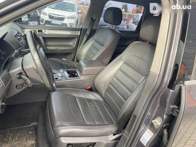 Фольксваген Туарег, объемом двигателя 5 л и пробегом 282 тыс. км за 10000 $, фото 23 на Automoto.ua