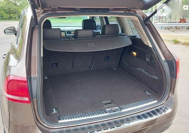 Фольксваген Туарег, объемом двигателя 3 л и пробегом 289 тыс. км за 21000 $, фото 16 на Automoto.ua