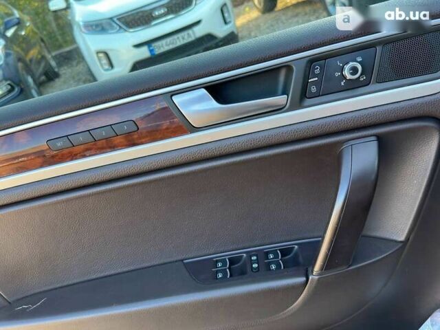 Фольксваген Туарег, об'ємом двигуна 3 л та пробігом 288 тис. км за 20800 $, фото 25 на Automoto.ua