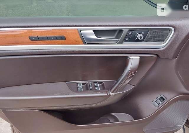 Фольксваген Туарег, объемом двигателя 3 л и пробегом 289 тыс. км за 21000 $, фото 9 на Automoto.ua