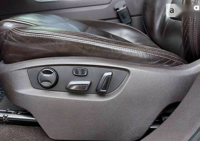 Фольксваген Туарег, объемом двигателя 3 л и пробегом 289 тыс. км за 21000 $, фото 19 на Automoto.ua