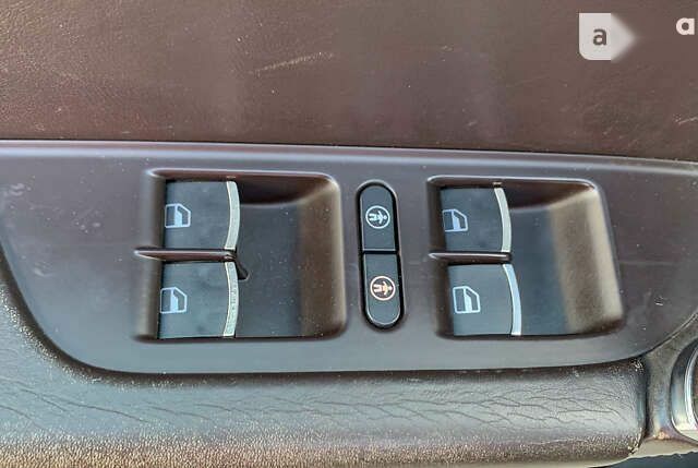 Фольксваген Туарег, объемом двигателя 4.2 л и пробегом 282 тыс. км за 22950 $, фото 19 на Automoto.ua