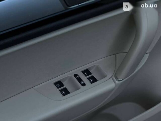 Фольксваген Туарег, объемом двигателя 3 л и пробегом 107 тыс. км за 31900 $, фото 7 на Automoto.ua