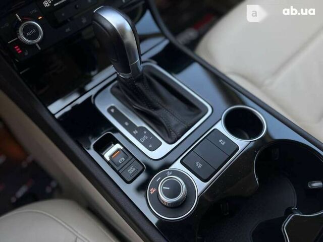 Фольксваген Туарег, объемом двигателя 3 л и пробегом 107 тыс. км за 31900 $, фото 17 на Automoto.ua