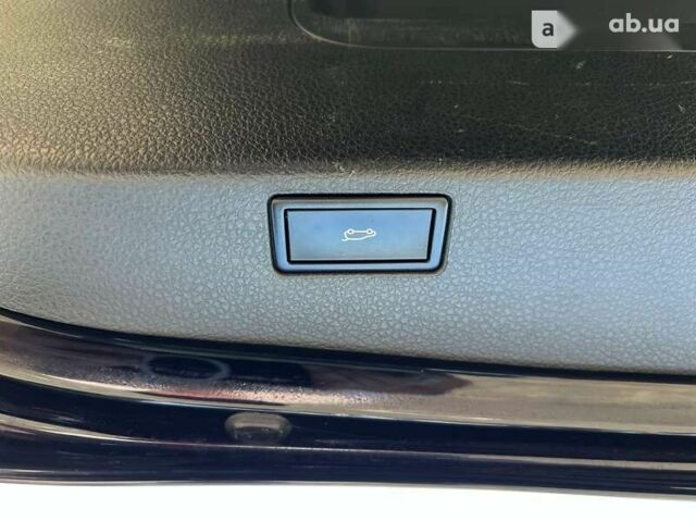 Фольксваген Туарег, об'ємом двигуна 3 л та пробігом 353 тис. км за 27500 $, фото 23 на Automoto.ua