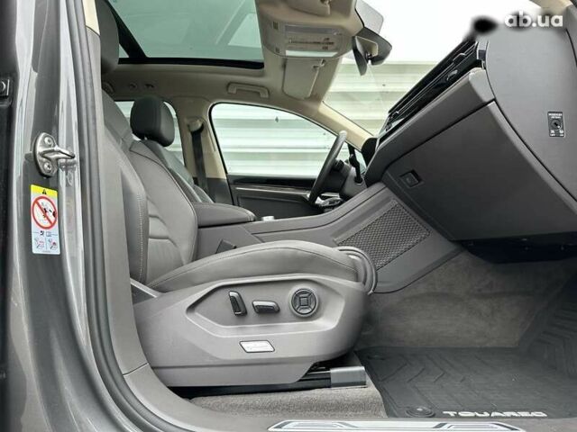 Фольксваген Туарег, об'ємом двигуна 3 л та пробігом 123 тис. км за 56900 $, фото 29 на Automoto.ua