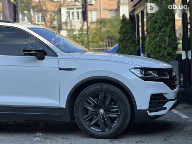 Фольксваген Туарег, объемом двигателя 3 л и пробегом 272 тыс. км за 47200 $, фото 9 на Automoto.ua