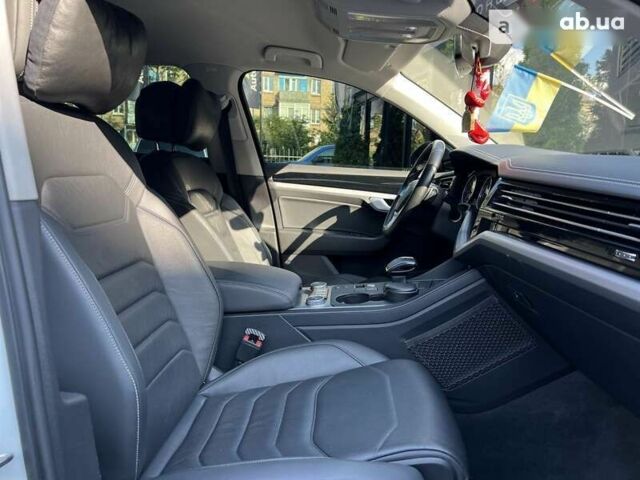 Фольксваген Туарег, объемом двигателя 3 л и пробегом 272 тыс. км за 47200 $, фото 18 на Automoto.ua