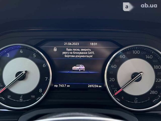 Фольксваген Туарег, объемом двигателя 3 л и пробегом 272 тыс. км за 47200 $, фото 27 на Automoto.ua
