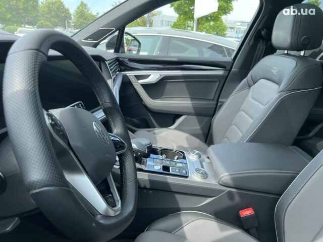 Фольксваген Туарег, об'ємом двигуна 3 л та пробігом 1 тис. км за 102006 $, фото 28 на Automoto.ua