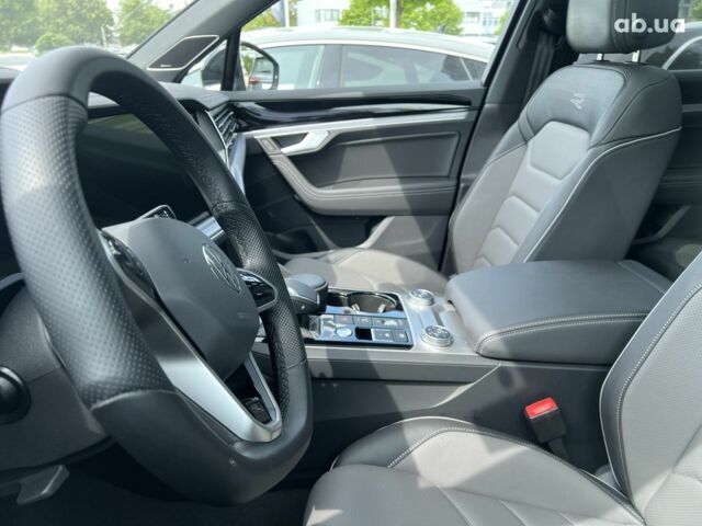 Фольксваген Туарег, об'ємом двигуна 3 л та пробігом 1 тис. км за 102006 $, фото 31 на Automoto.ua