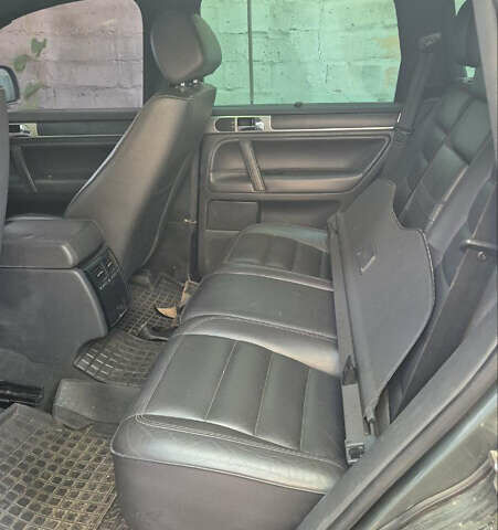 Фольксваген Туарег, объемом двигателя 3.2 л и пробегом 250 тыс. км за 2000 $, фото 5 на Automoto.ua