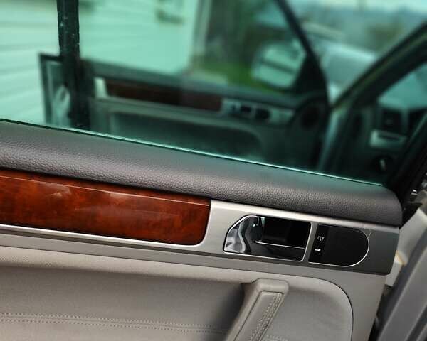 Фольксваген Туарег, объемом двигателя 2.5 л и пробегом 396 тыс. км за 5500 $, фото 4 на Automoto.ua